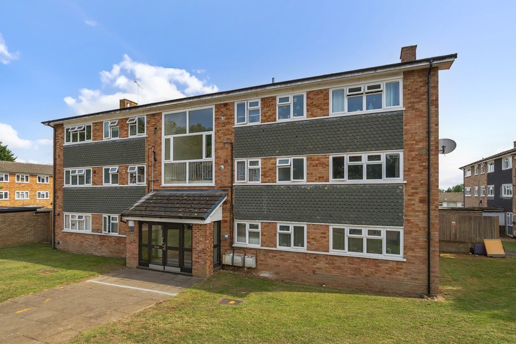 Property photo 1 of 16 1335307-1-6894B10...
