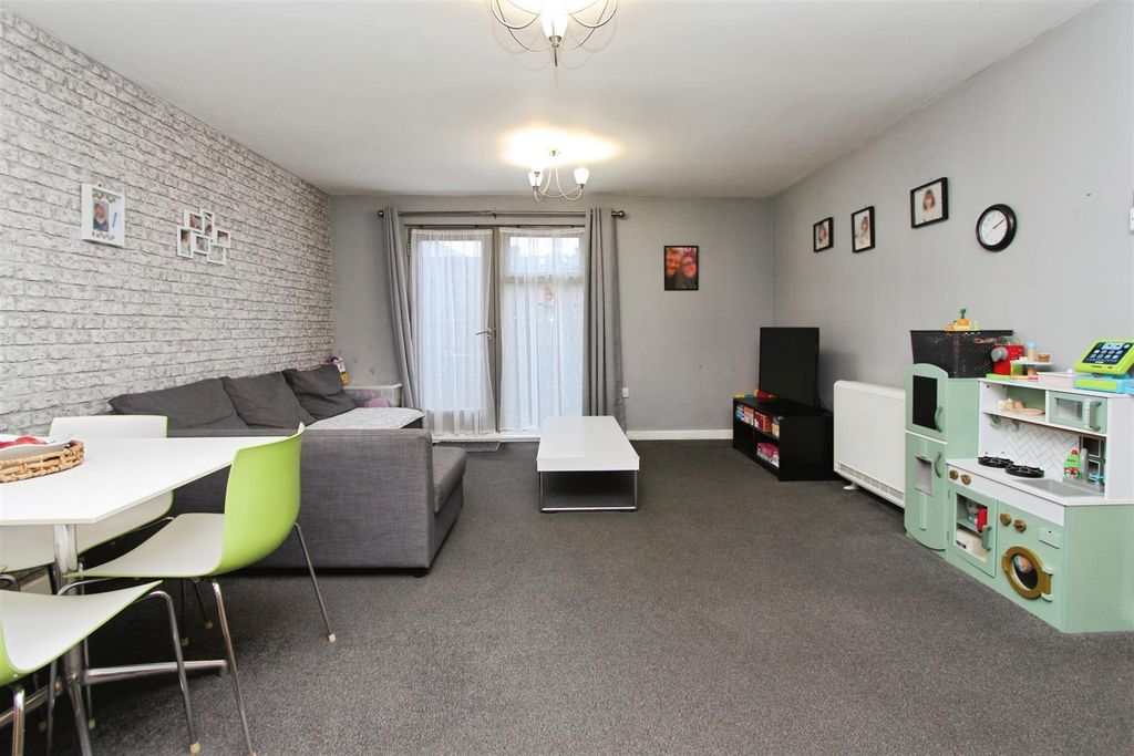 Property photo 2 of 14 Living Area