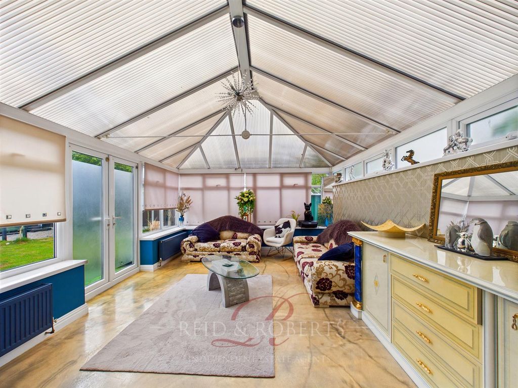 Property photo 3 of 20 Cam05148G0-Pr0009-Still016.Jpg