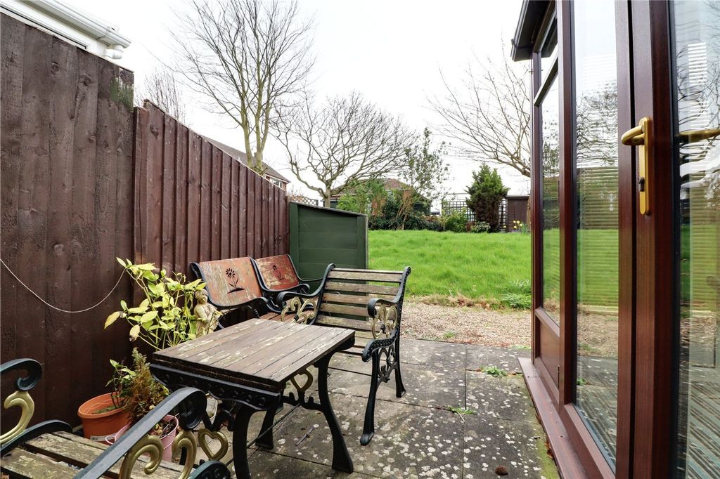 Property photo 3 of 14