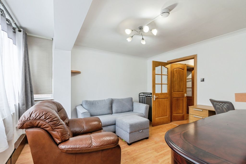 Property photo 3 of 20 Reception Room