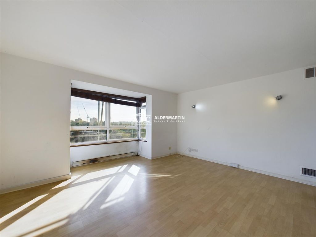 Property photo 2 of 10 Cam03215G0-Pr0045-Still002.Jpg