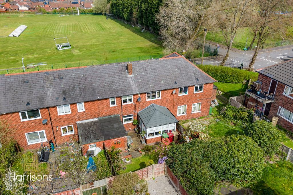 Property photo 2 of 30 4970411