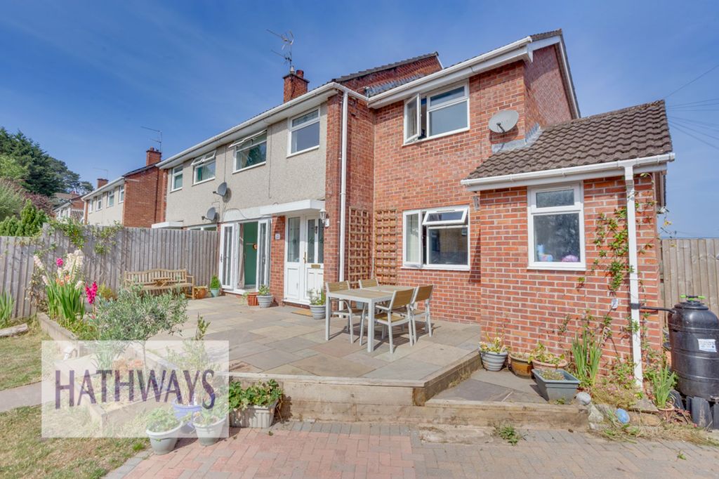 Property photo 1 of 52