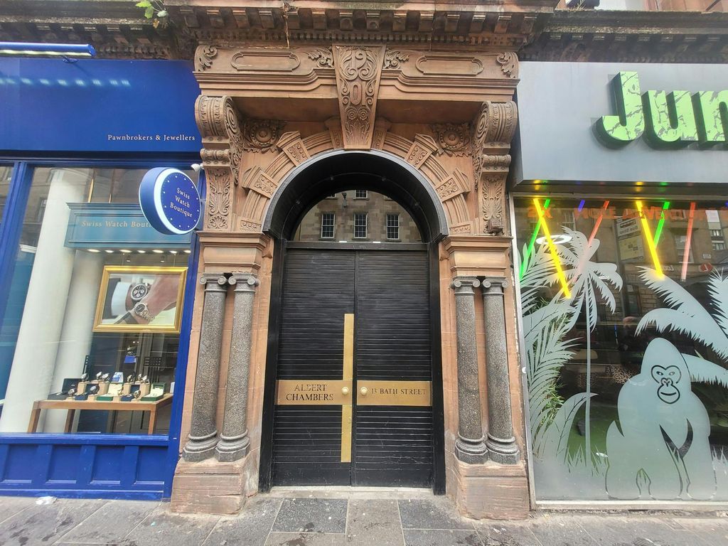 Property photo 3 of 40 Image 2