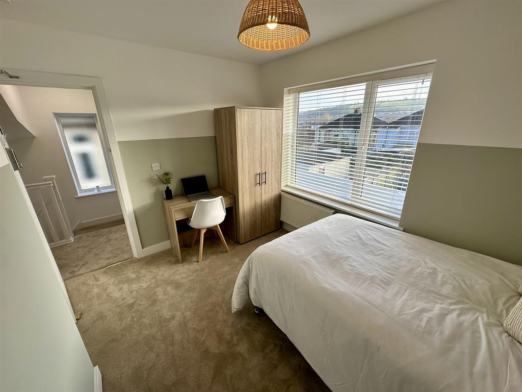 Property photo 3 of 9 Img_4350.Jpeg