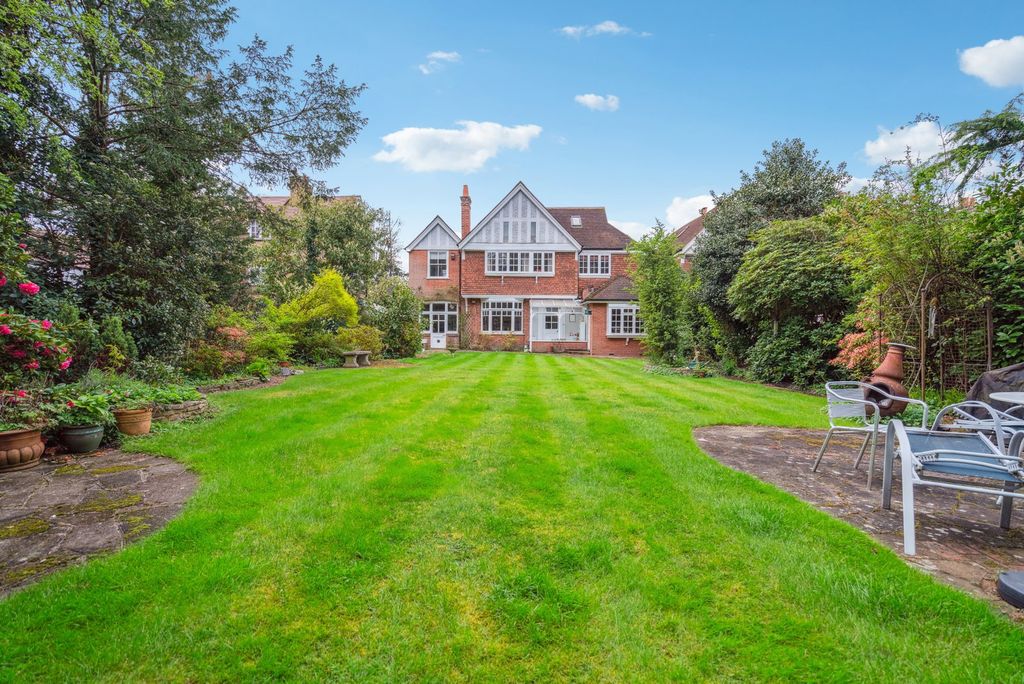 Additional image 8 of 5 bed detached house for saleElm Park Road, Pinner HA5