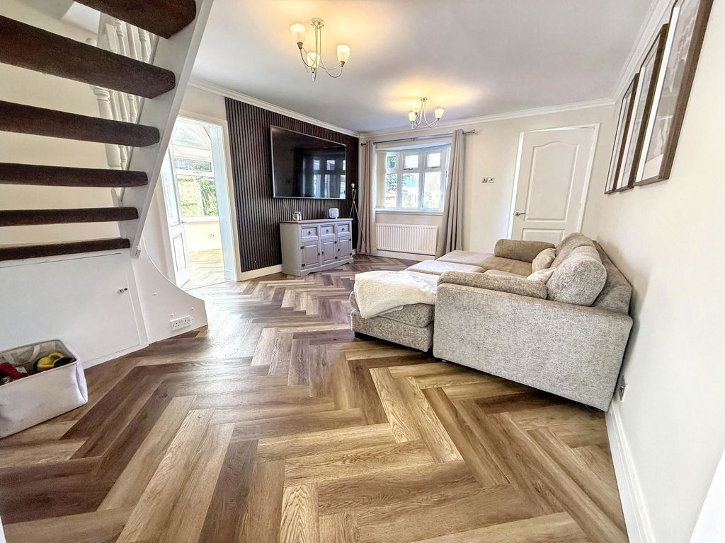 Property photo 2 of 15