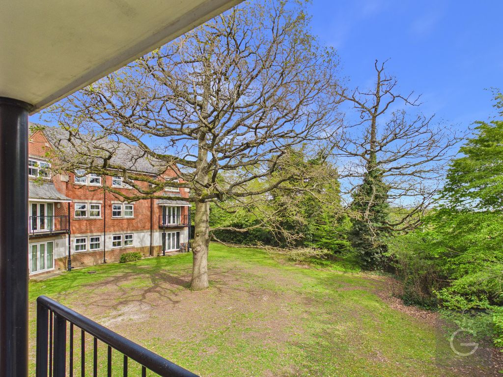 Property photo 3 of 12