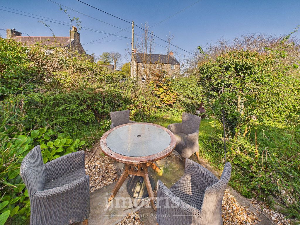 Property photo 3 of 20