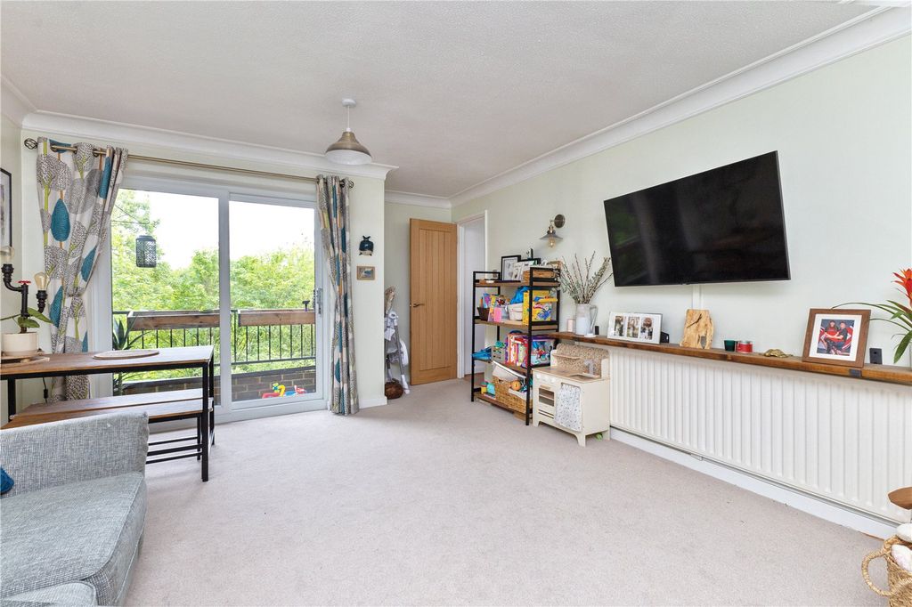 Property photo 1 of 10 Picture No. 08