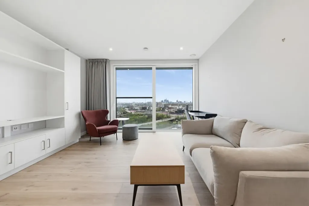 Property photo 2 of 8