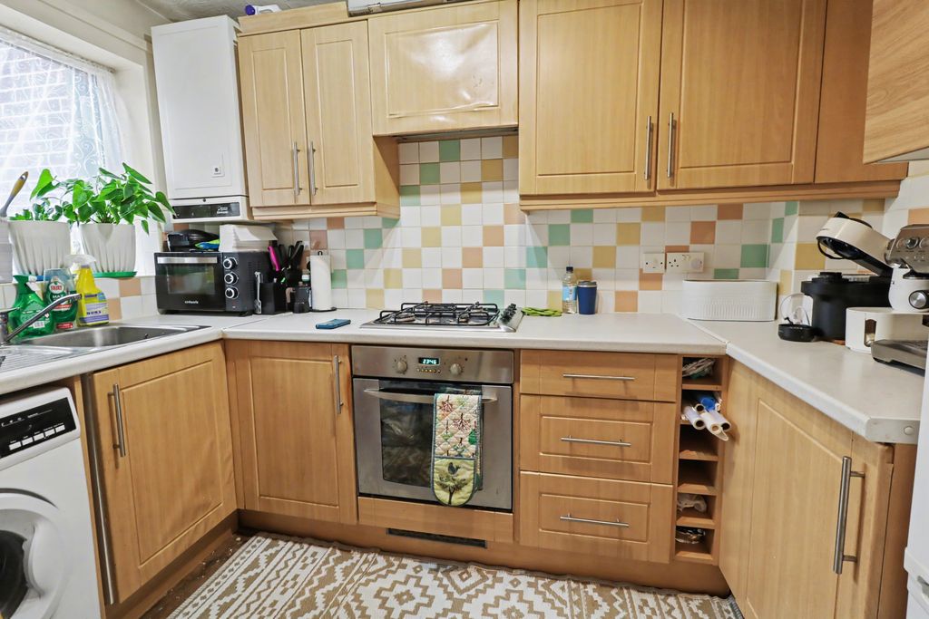 Property photo 3 of 8 Img_1299