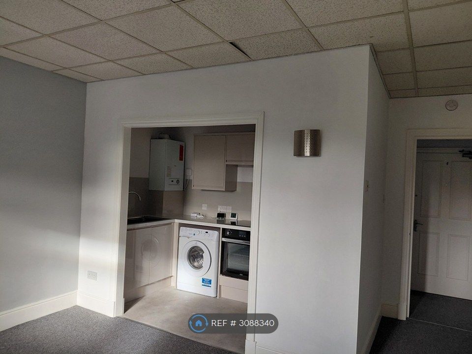Property photo 3 of 6
