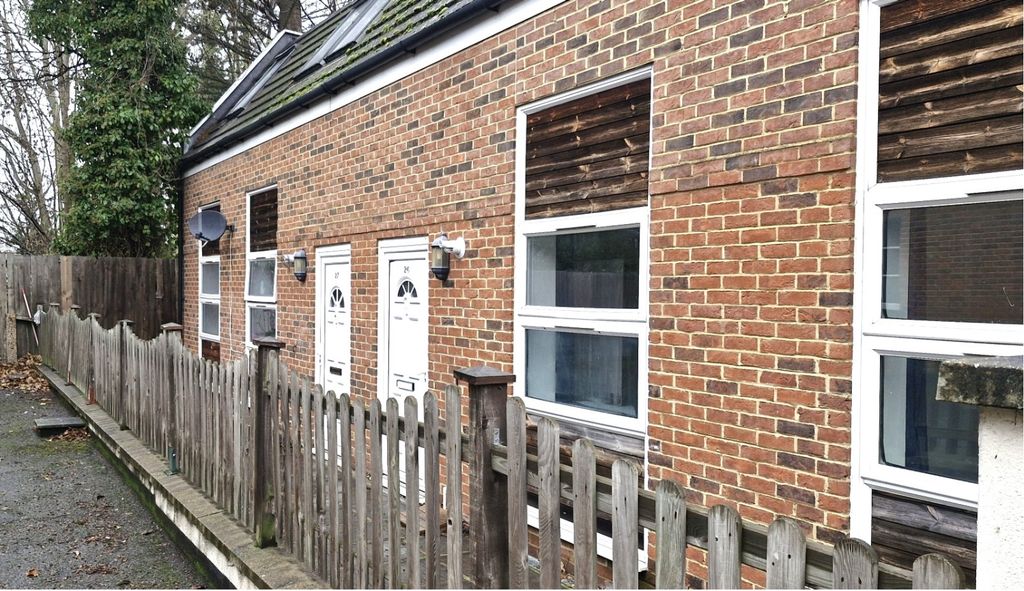 Property photo 1 of 5 20260108_102455_Resized