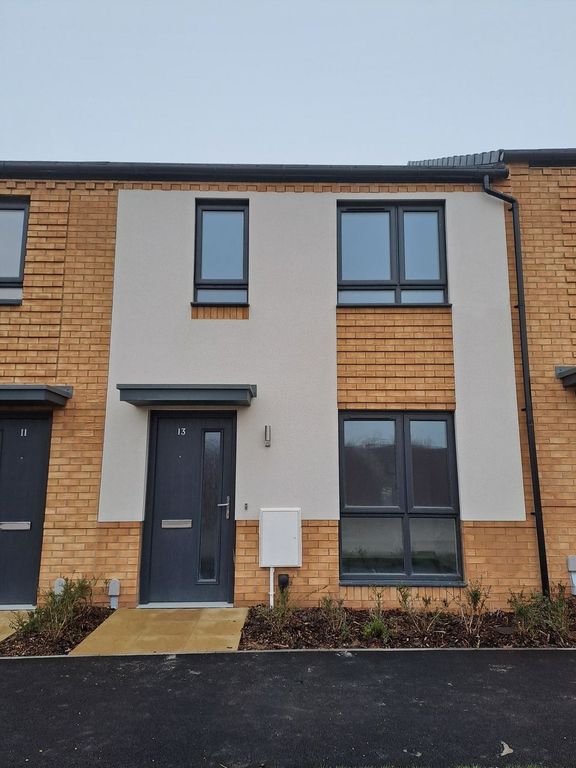 Property photo 1 of 10 Photo 9