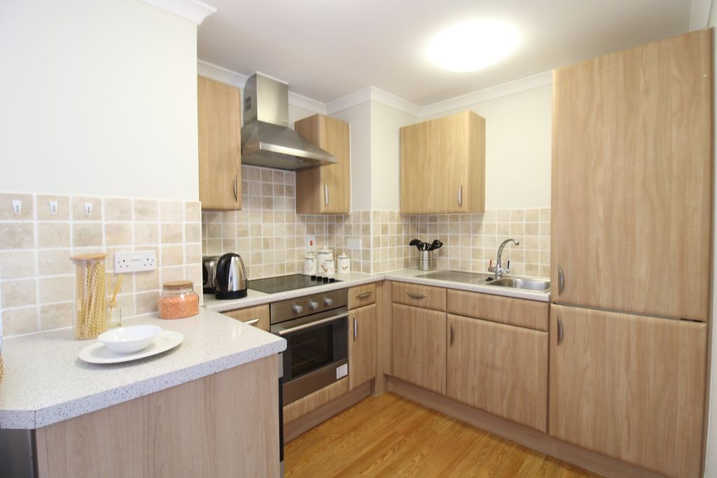 Property photo 3 of 13