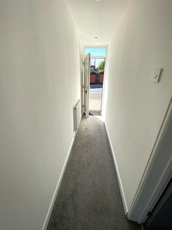 Property photo 3 of 24