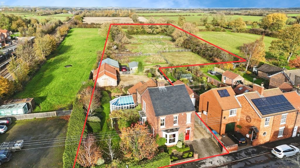 Property photo 1 of 24 3733213