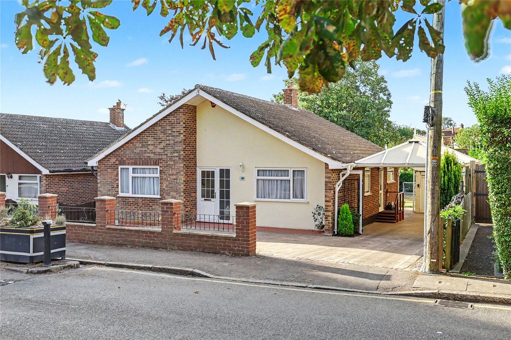 Property photo 1 of 24 Picture No. 11
