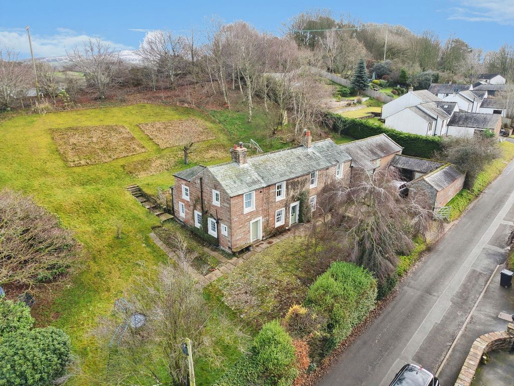 Property photo 1 of 35