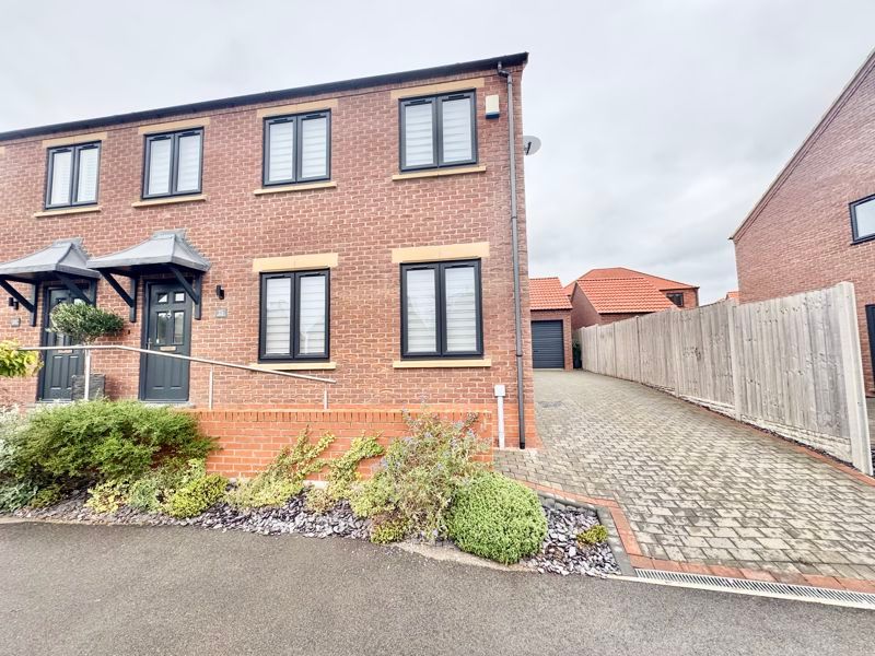 Property photo 1 of 16 Front View