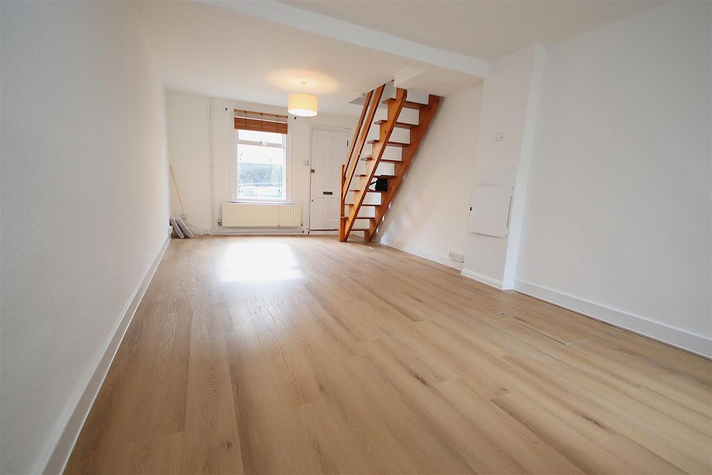 Property photo 3 of 10 Img_6561.Jpg