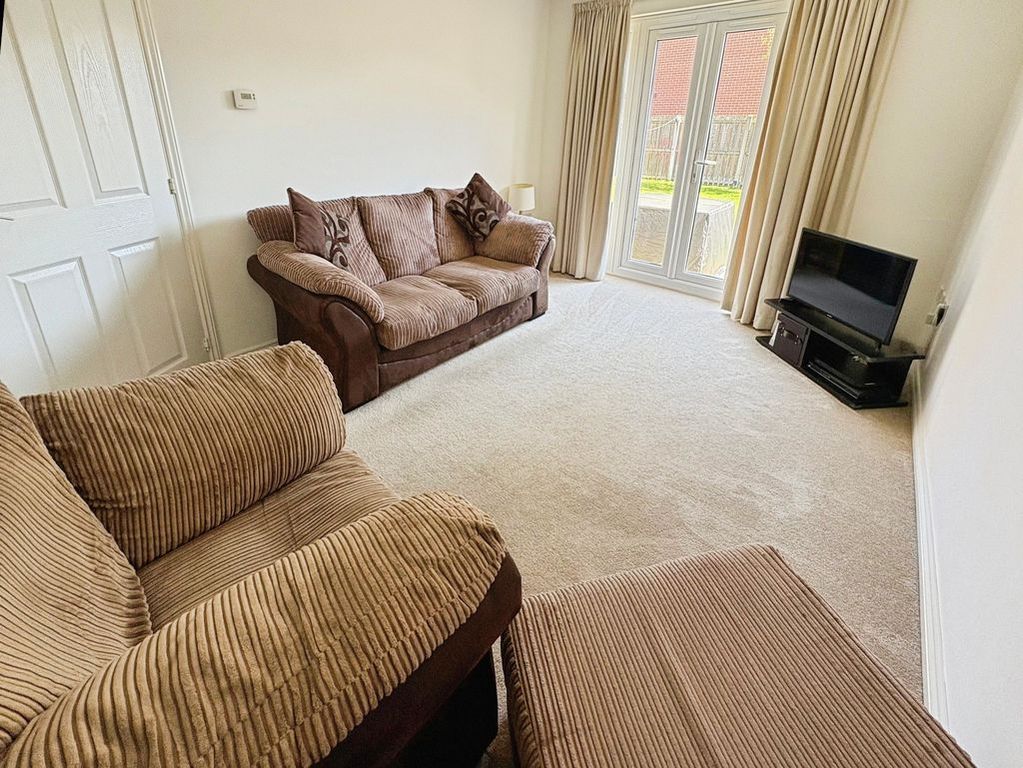 Property photo 3 of 13 Photo 12