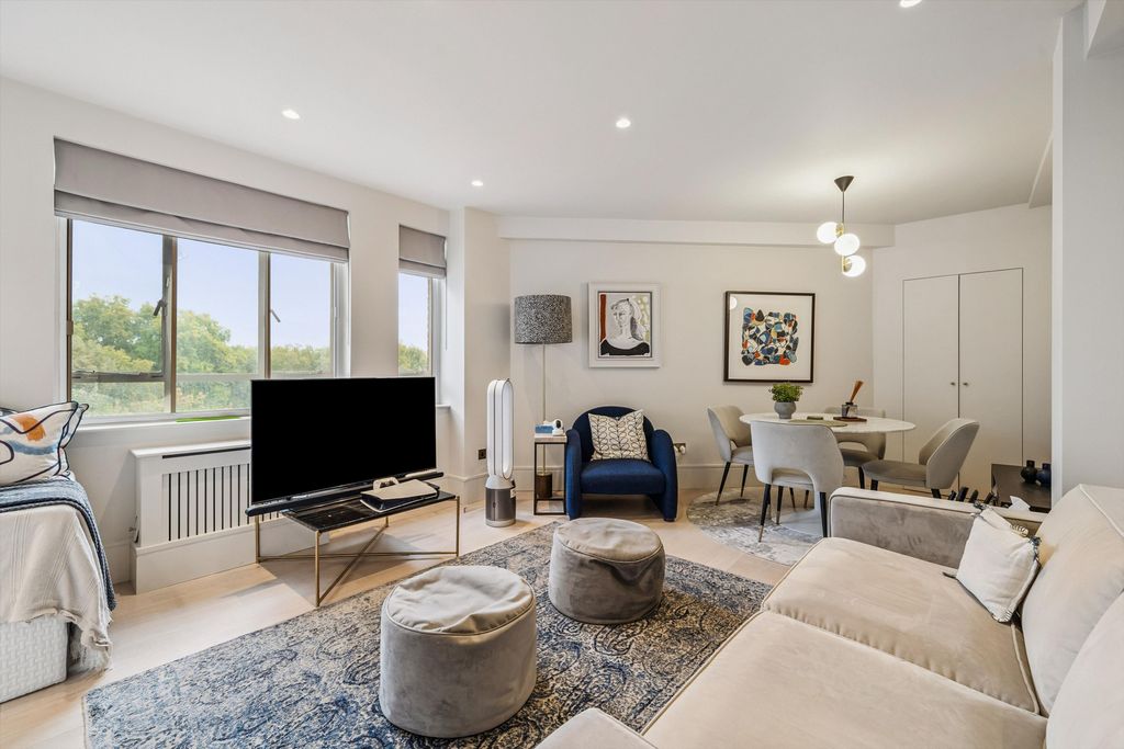 Property photo 1 of 12 Image