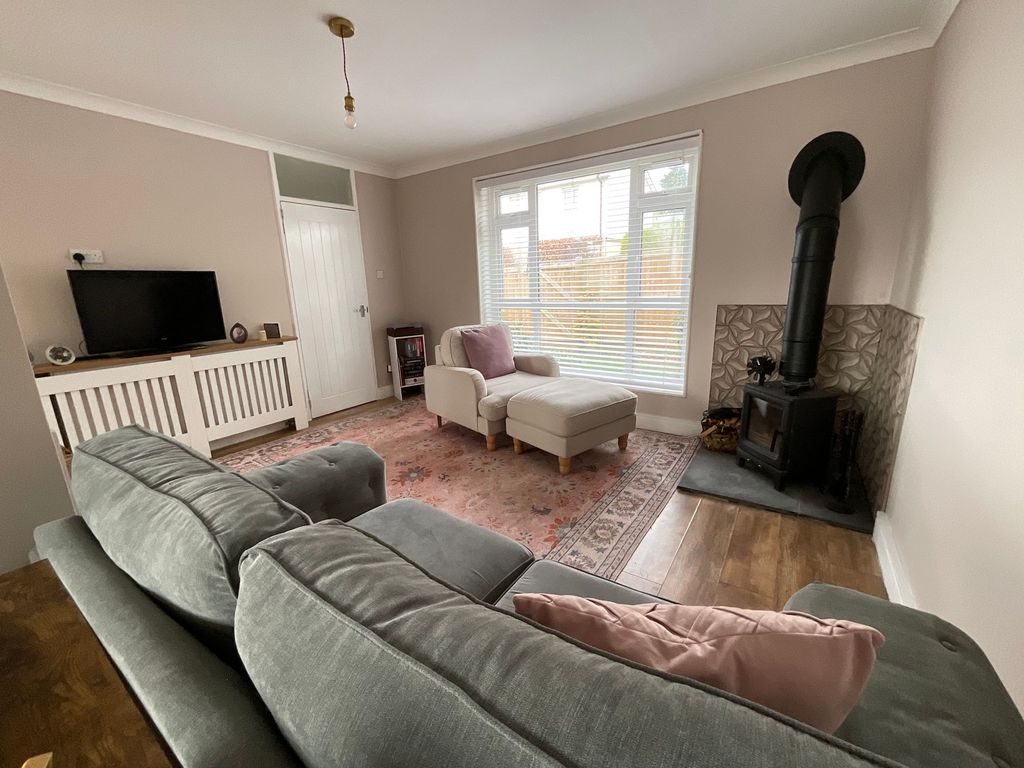 Property photo 2 of 24