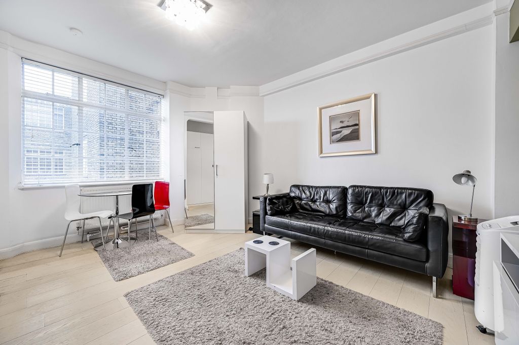 Property photo 1 of 7 1