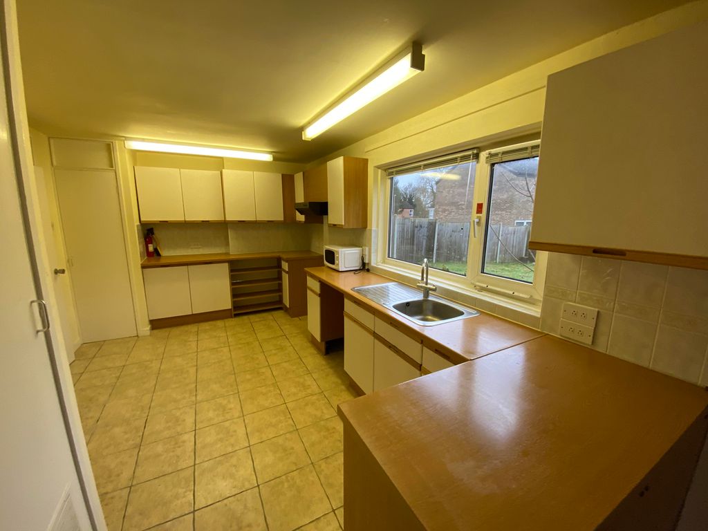 Property photo 2 of 14 View