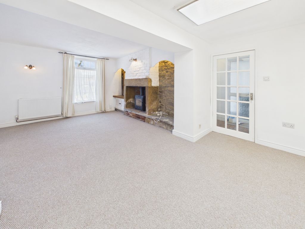 Property photo 2 of 19 Cam04789G0-Pr0054-Still002