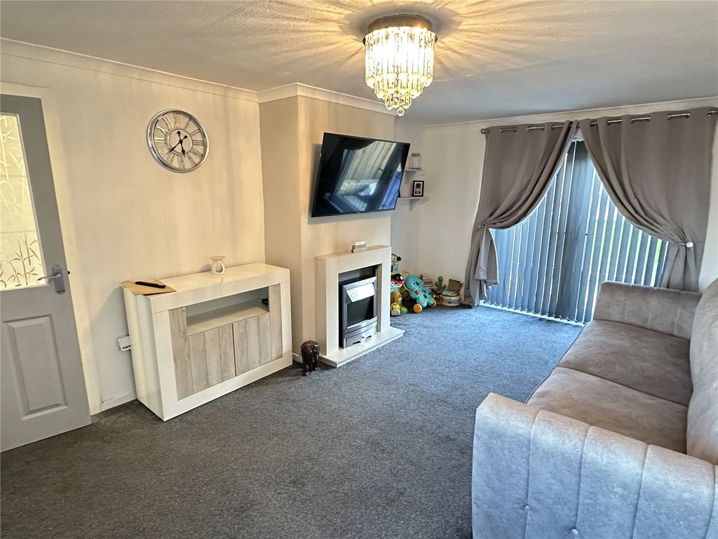 Property photo 2 of 15 Picture No. 01