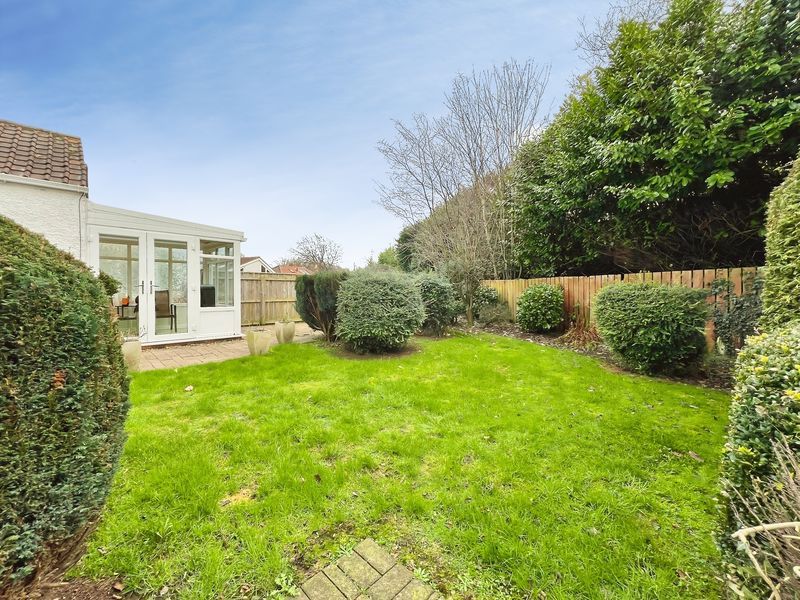 Property photo 2 of 35 Photo 24