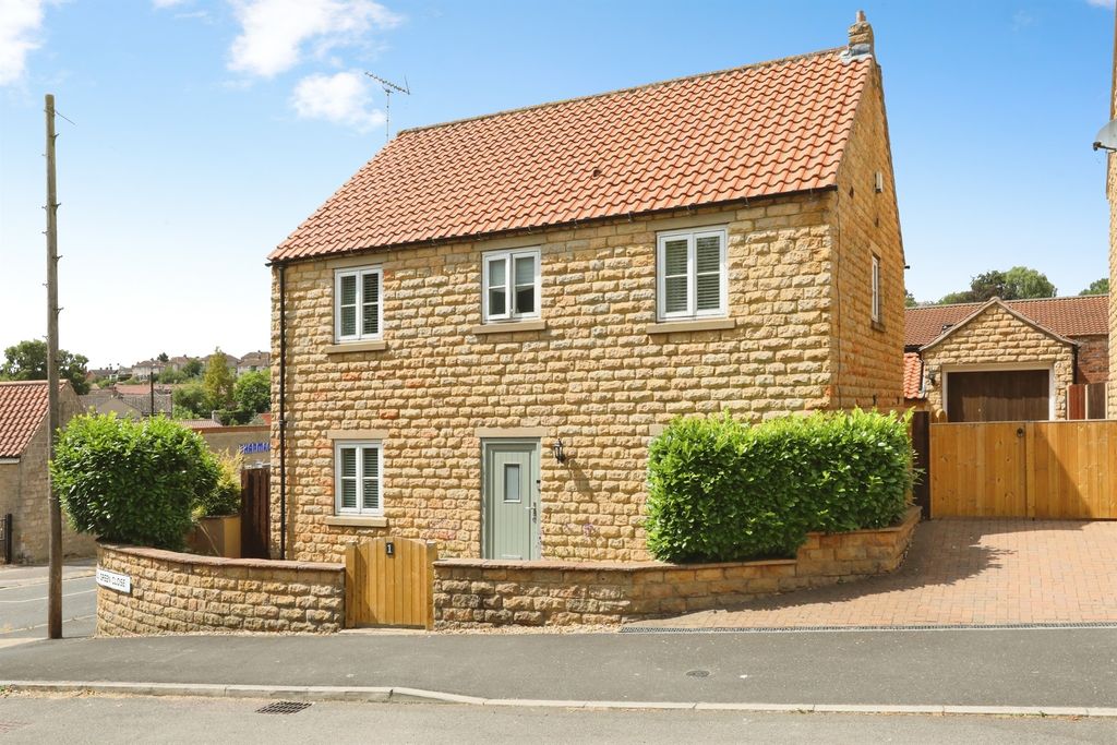 Property photo 1 of 19