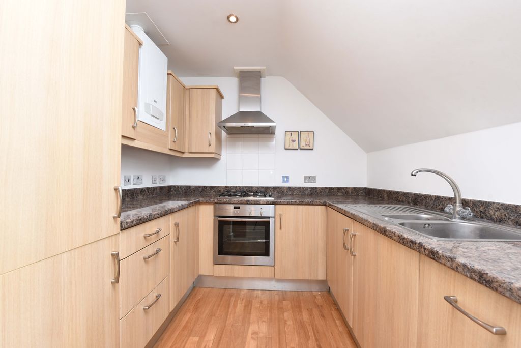 Property photo 2 of 6 5