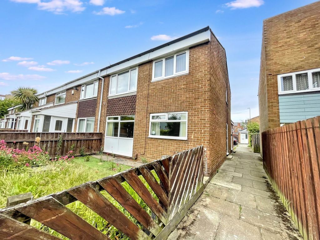 Property photo 1 of 6