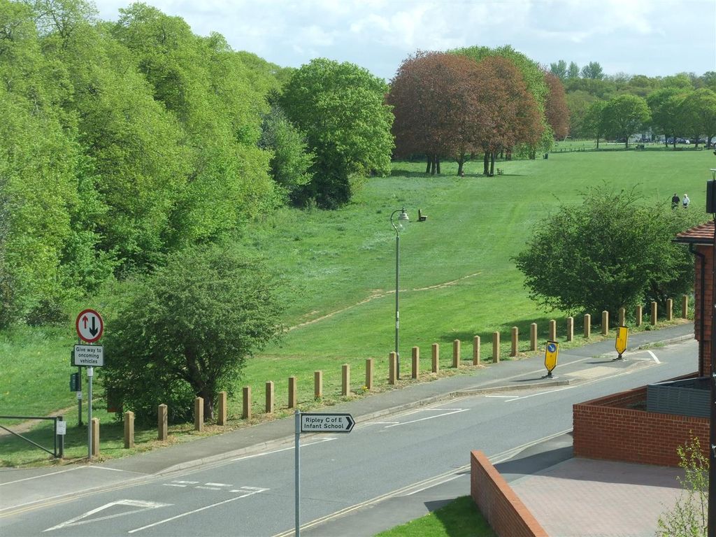 Property photo 3 of 14 Ripley Green.Jpg