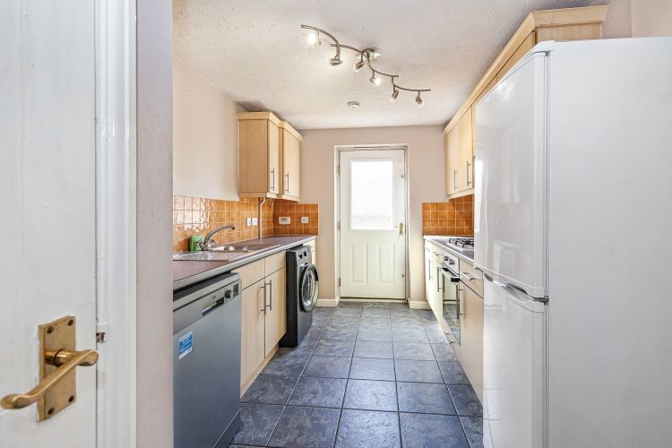 Property photo 3 of 9 302813