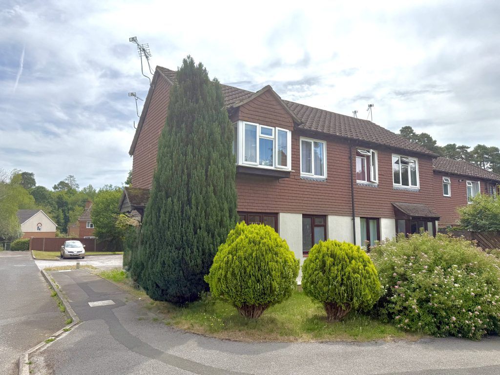 Property photo 1 of 5