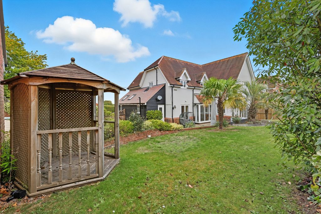 Property photo 2 of 42