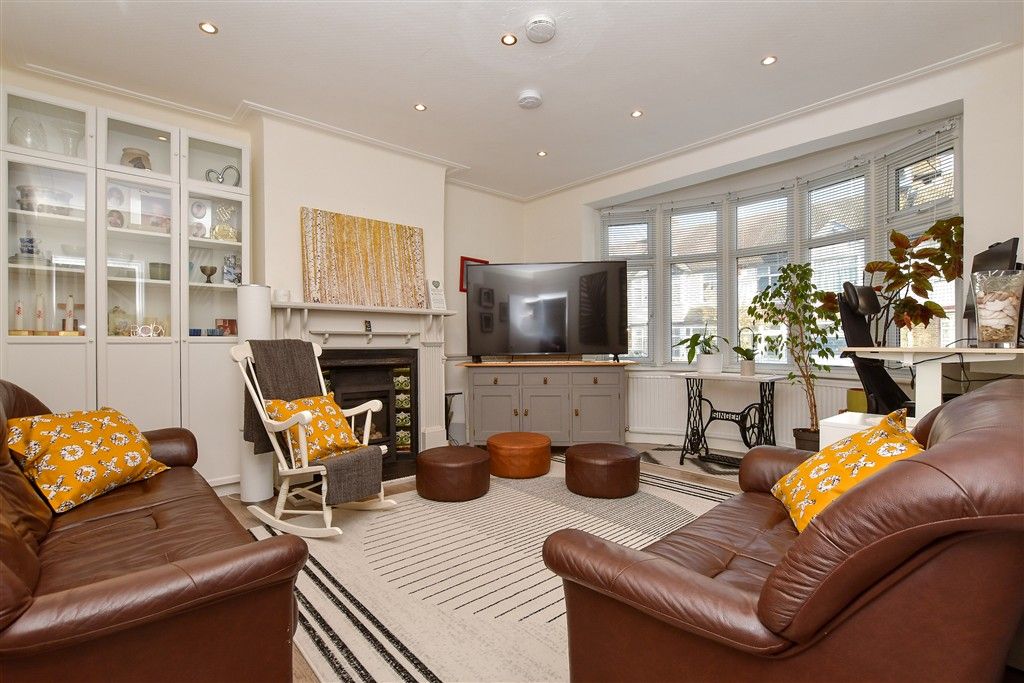 Property photo 2 of 17 Living Room