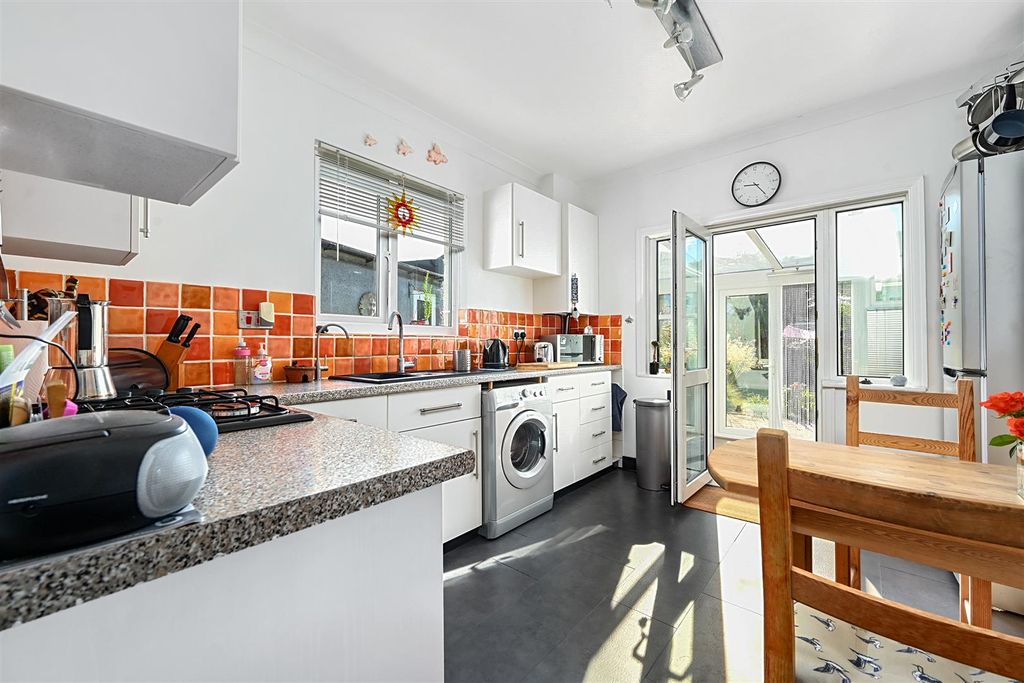 Property photo 2 of 20 Bn42 (12).Jpg