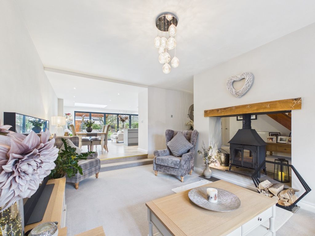 Property photo 3 of 40 4682839