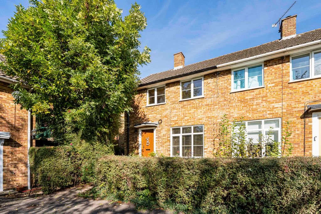 Property photo 1 of 21 Front External