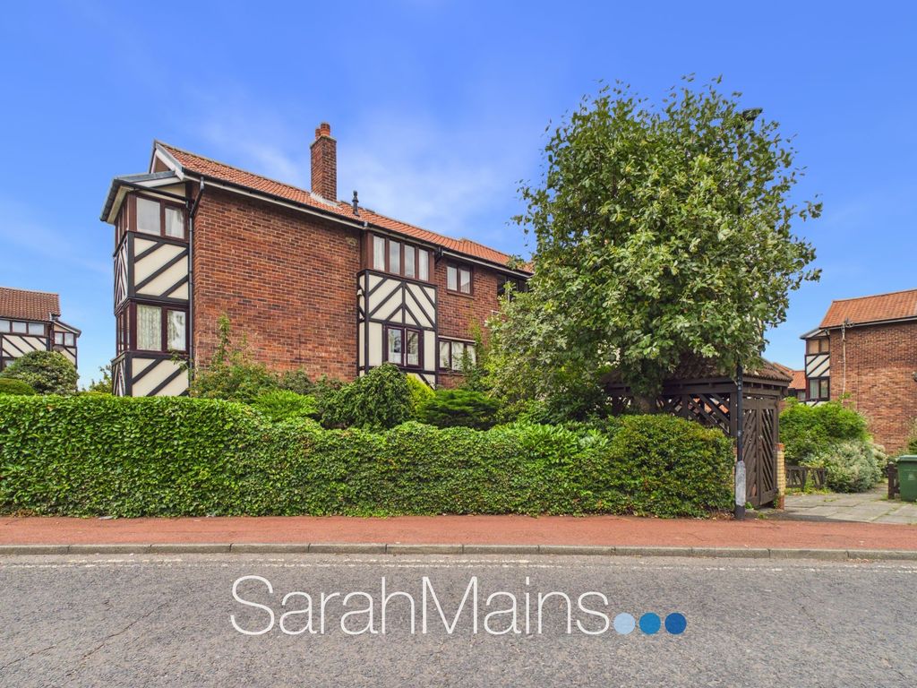 Property photo 1 of 8 Exernal