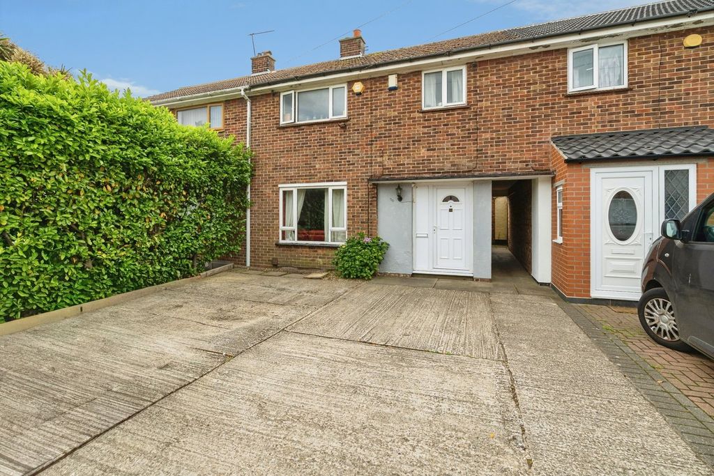 Property photo 1 of 18
