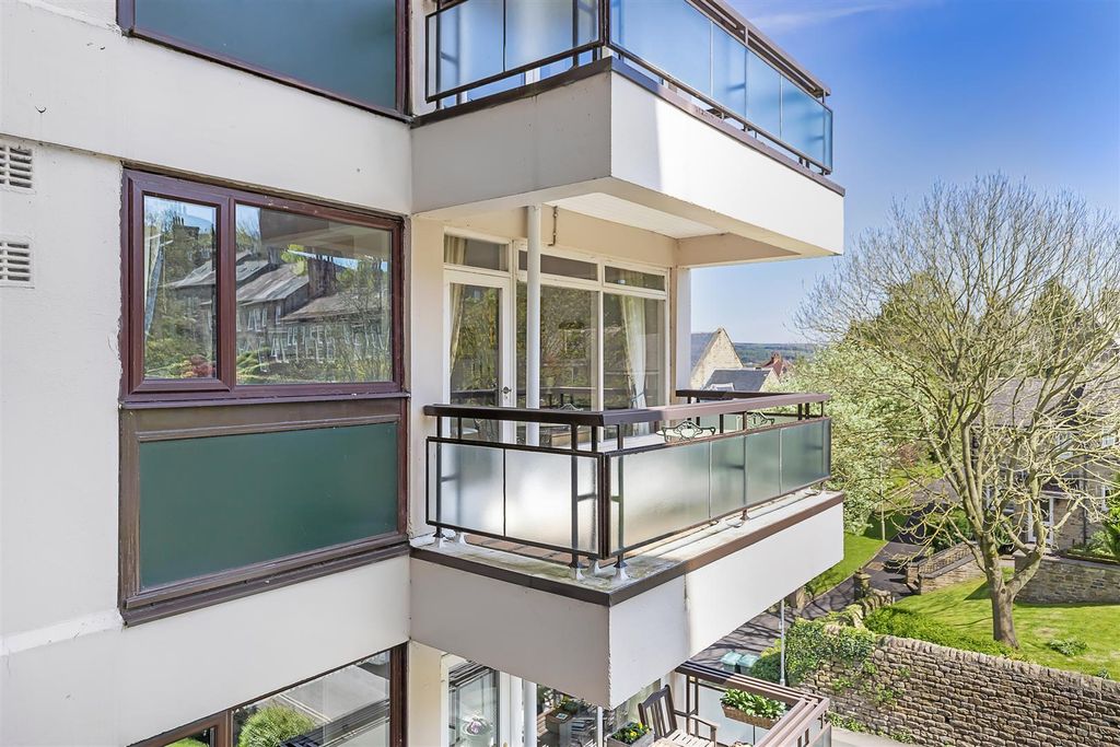 Property photo 3 of 17 Balcony 2.Jpg