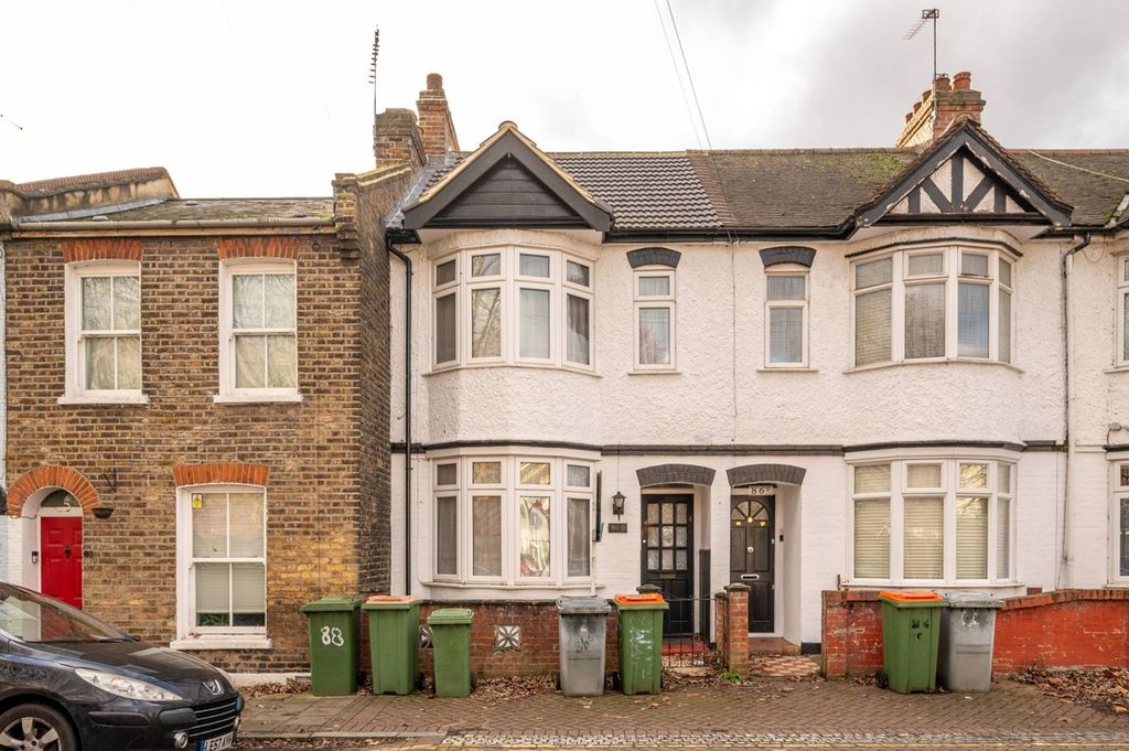 Property photo 2 of 9